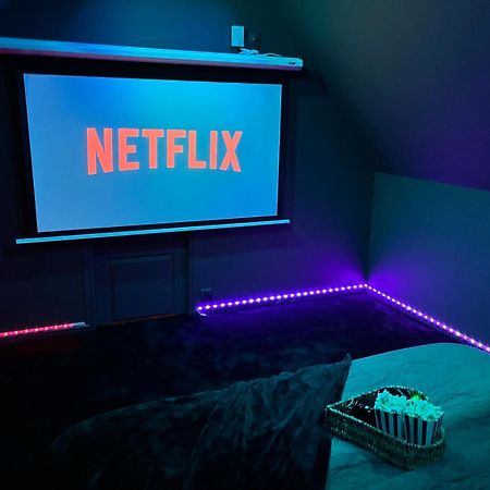 Magnifique Duplex Avec Jaccuzi, Sauna Et Cinema Room Privatif Fontenoy  Exteriér fotografie